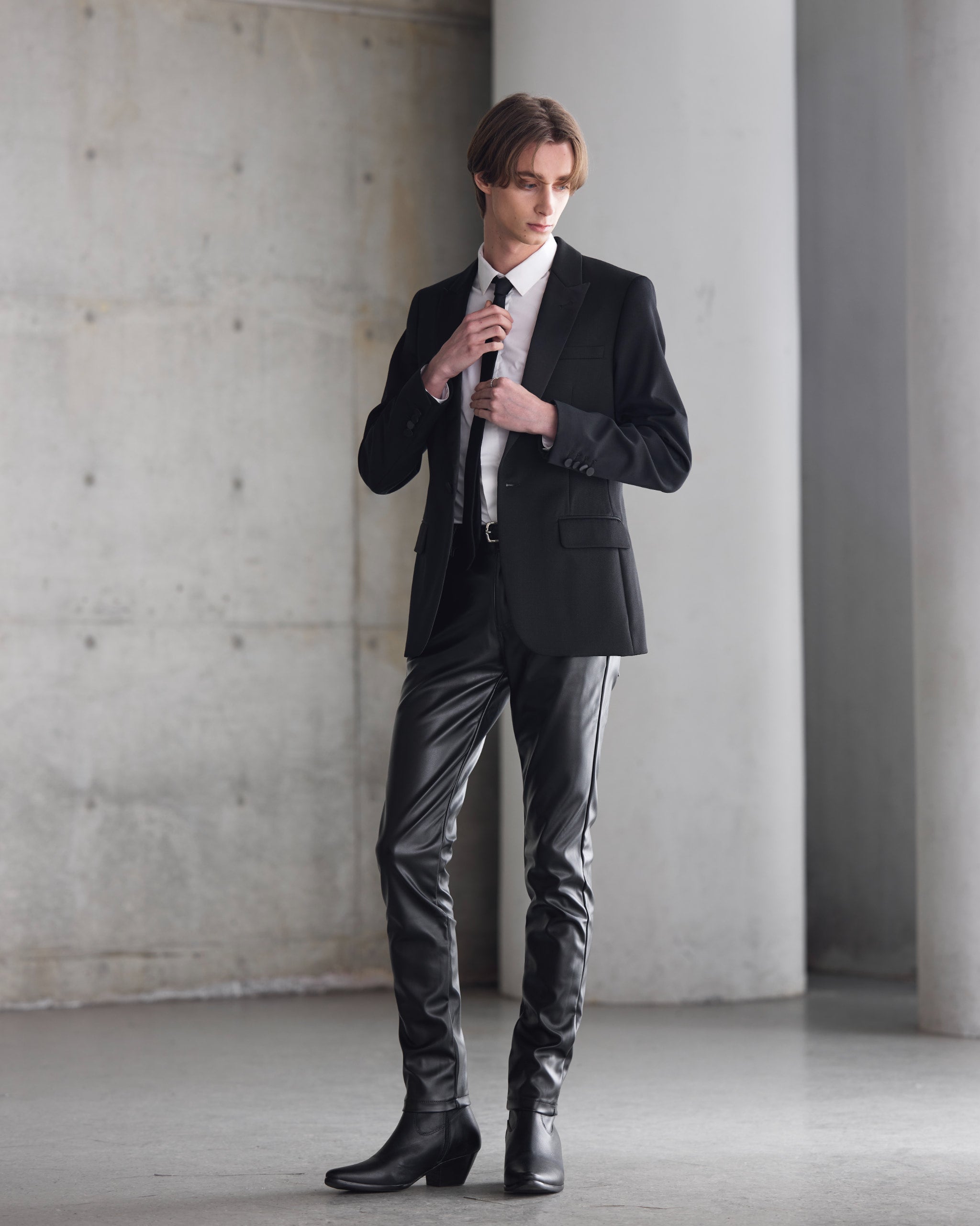 お歳暮ならオンライン Leather skinny パンツ