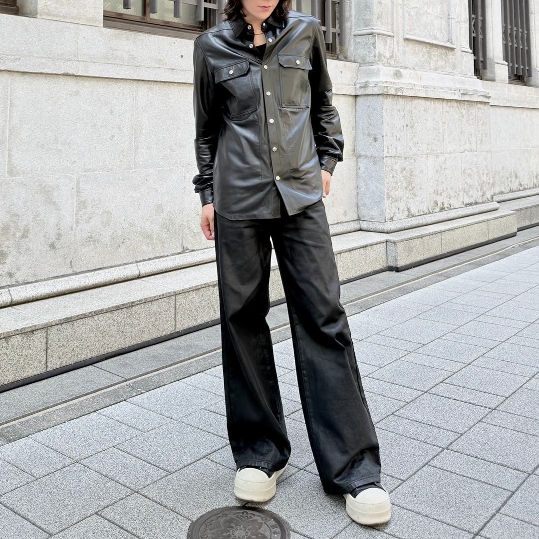 【7/4発売】"Coated Wide Flare Jeans"