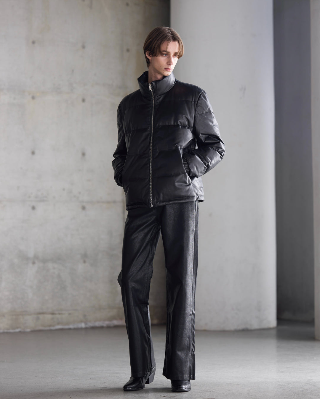 "램 가죽 다운 재킷"