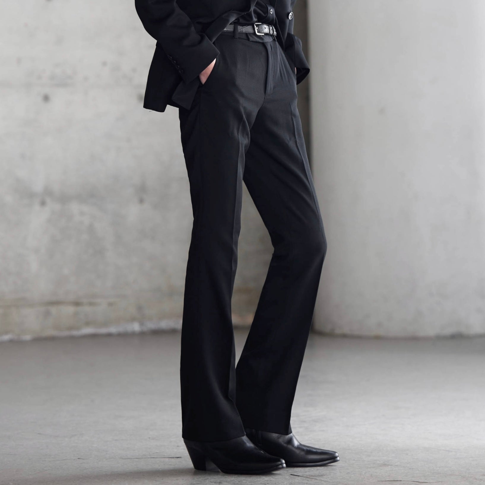 【最終値下】24aw NEAT FLARE SLACKS WOOL 50 NEAT｜Wool Gabardine｜FLARE - K.Brown｜PRODUCT｜Continuer Inc