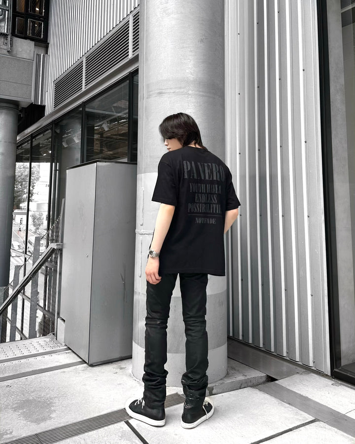 “ Notfade Grunge T恤”（黑色X灰色）