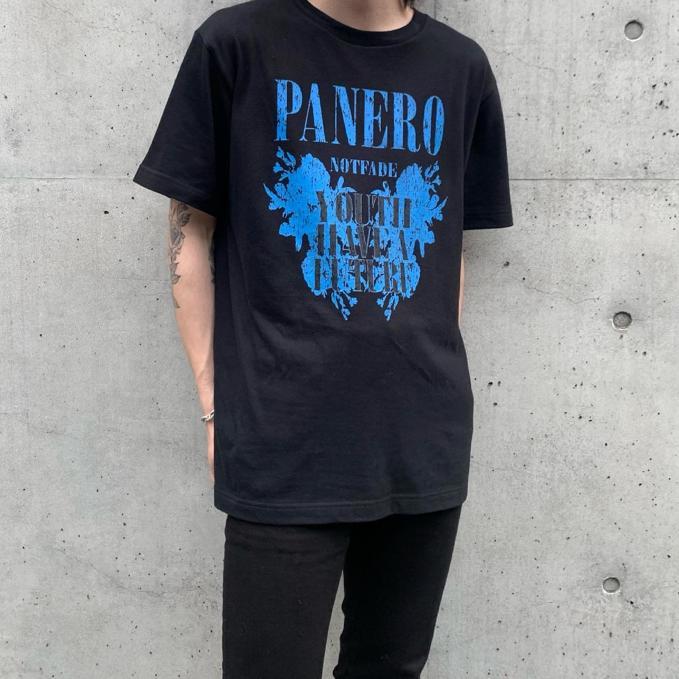 【即納】"Notfade Grunge" T-shirt （ブラック×ブルー）