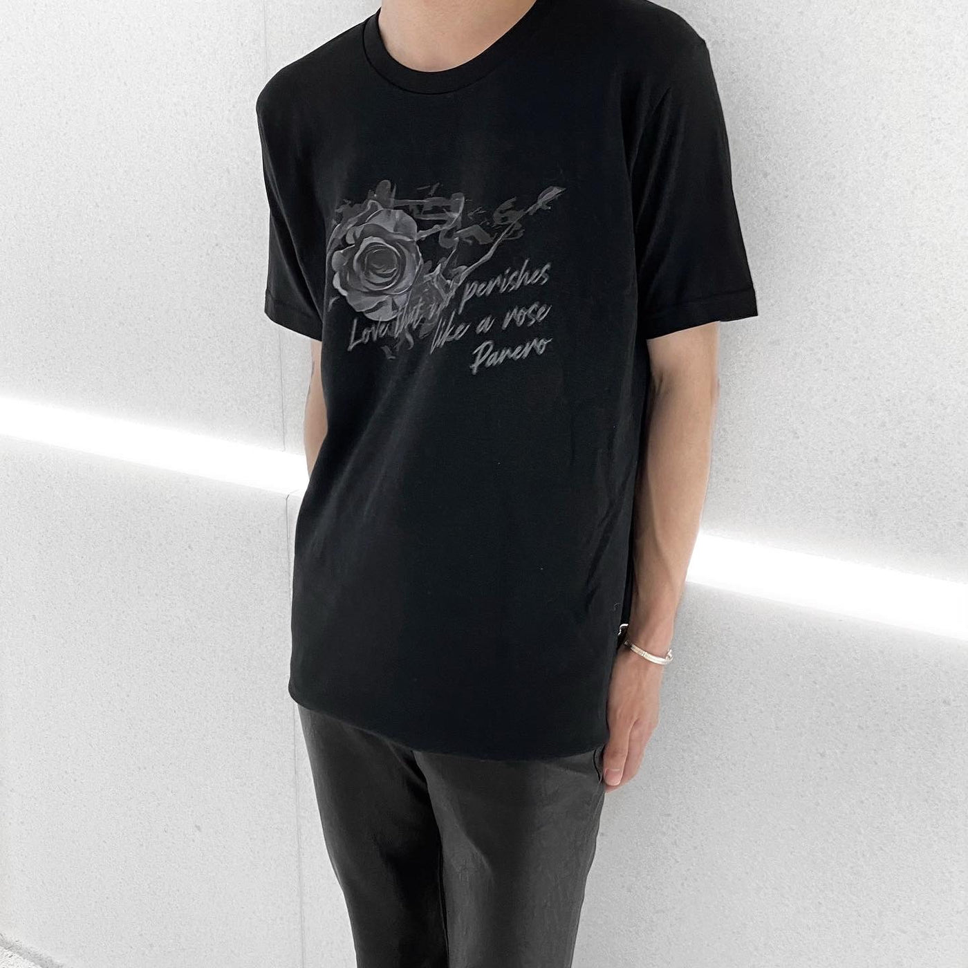 [Instant delivery]"Rose Noire"T-Shirt