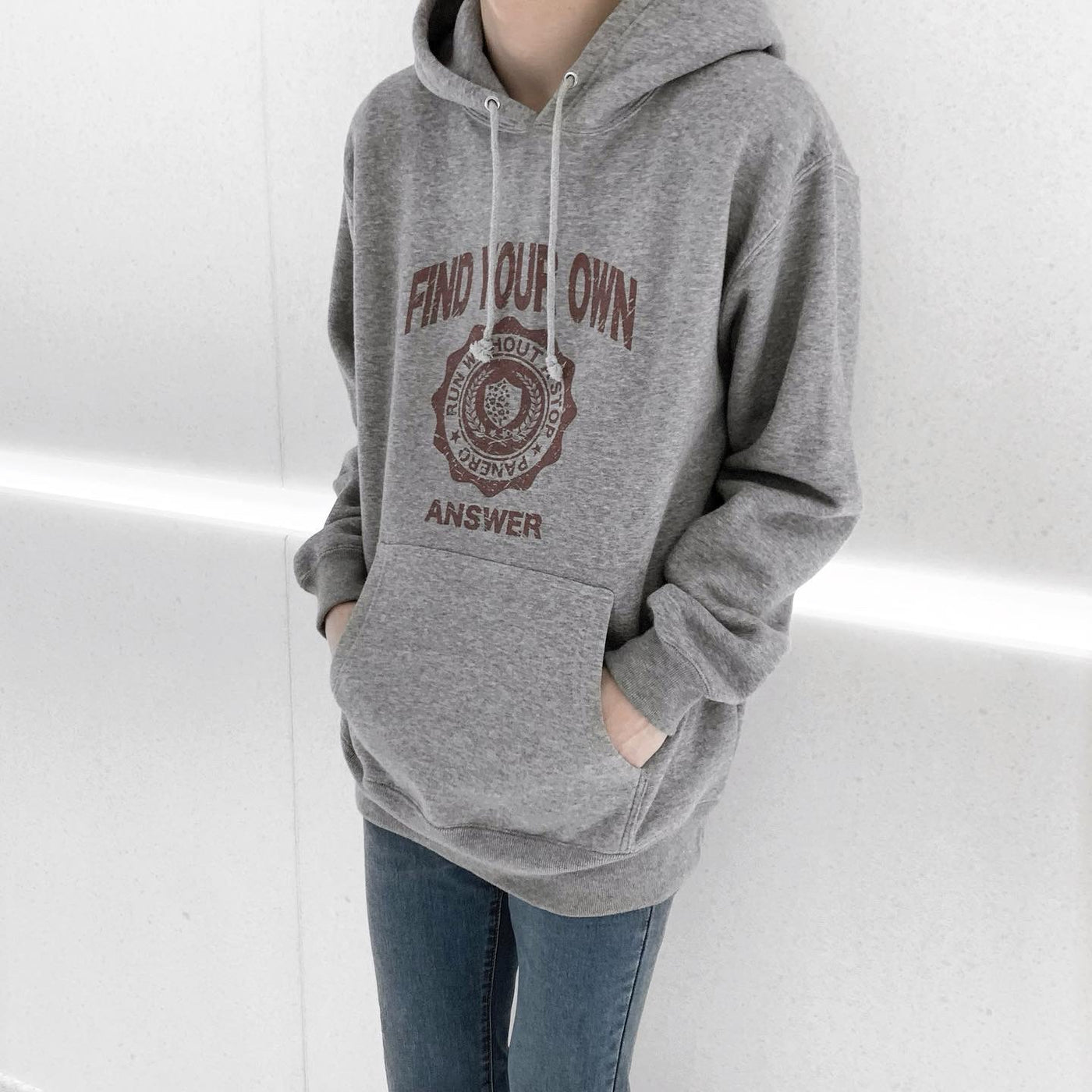 "College logo"pullovers hoodie (Gray x Red)