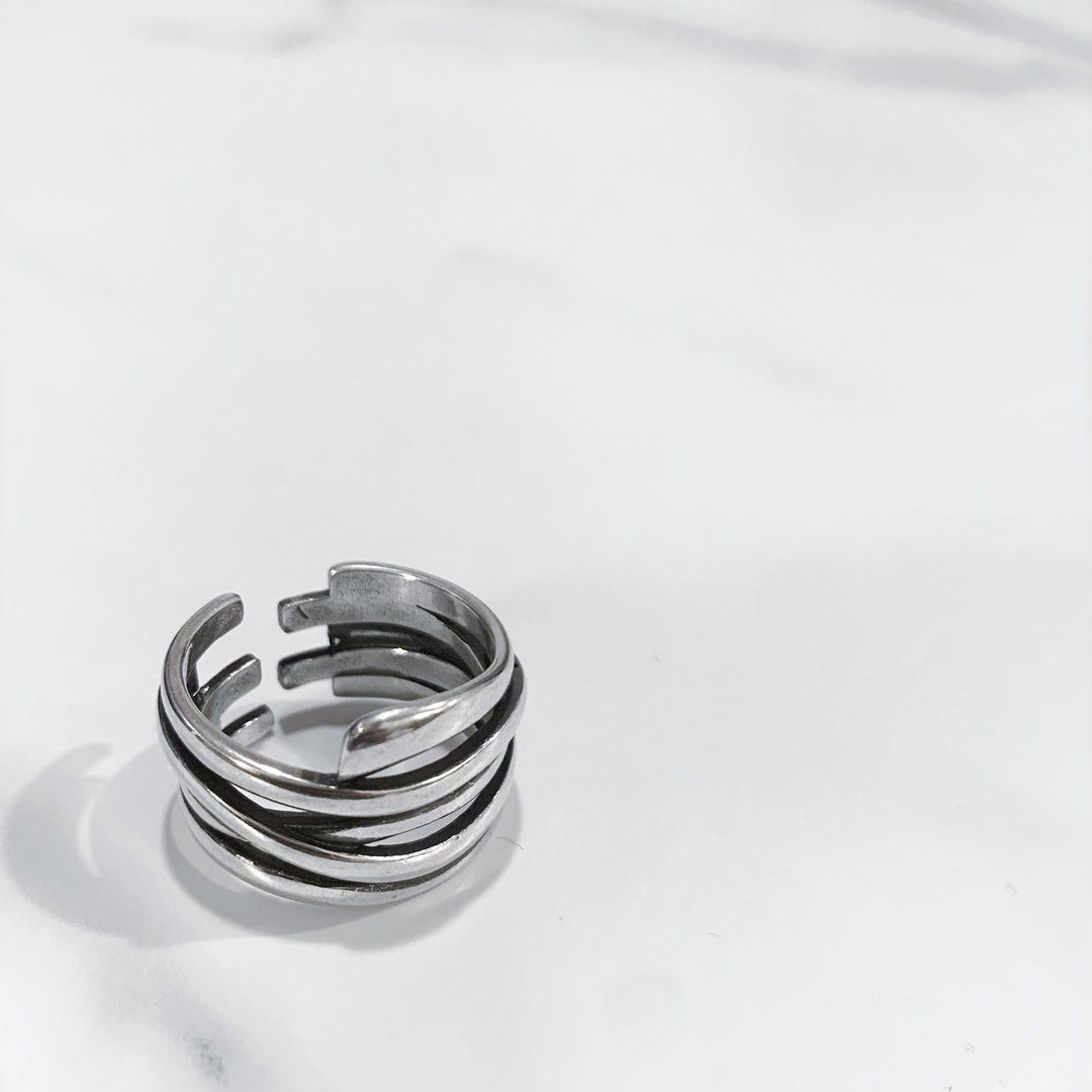 “电线螺旋”银戒指