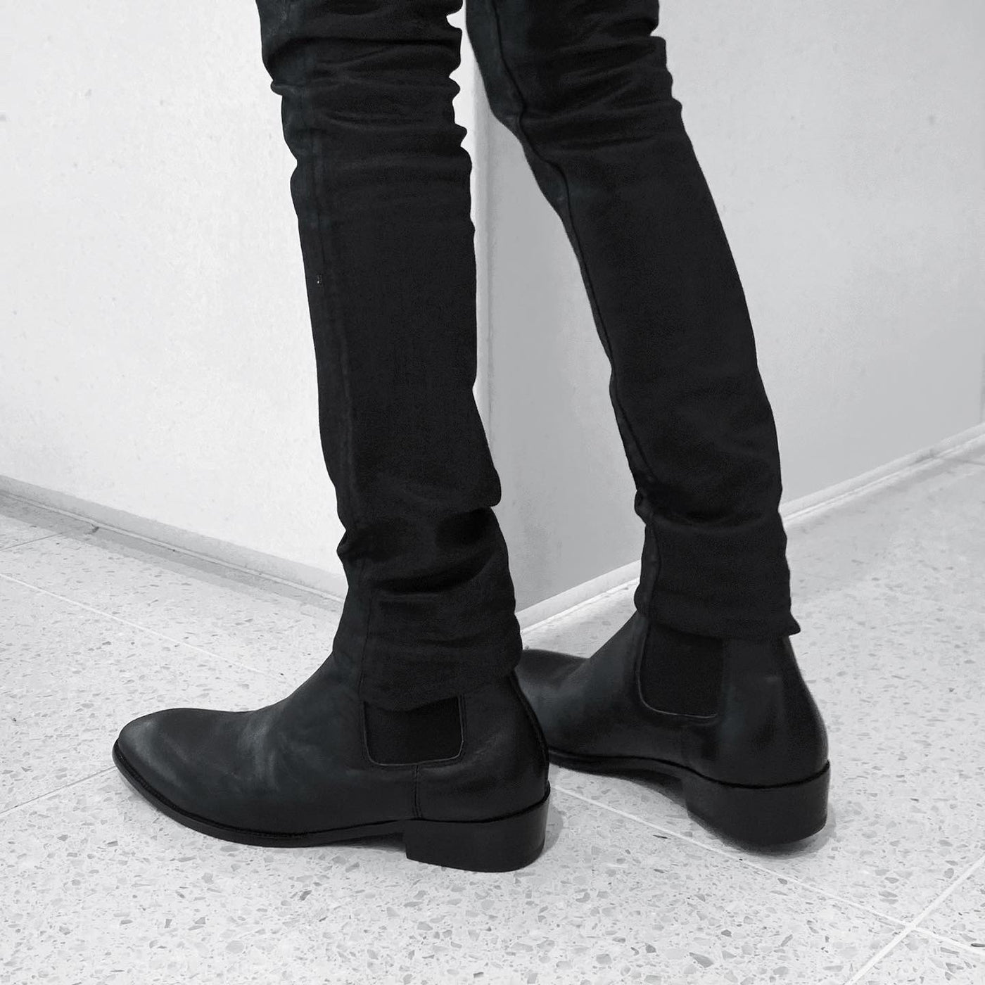 "leather side gore boots"leather side gore boots