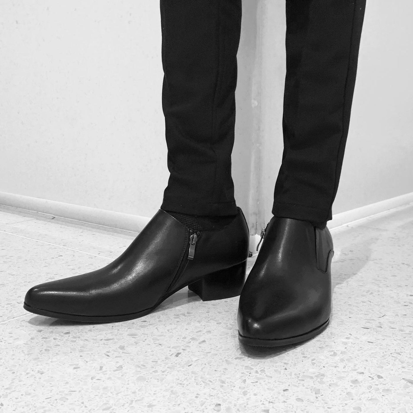 [Instant delivery] Side-zip leather shoes"Slit"