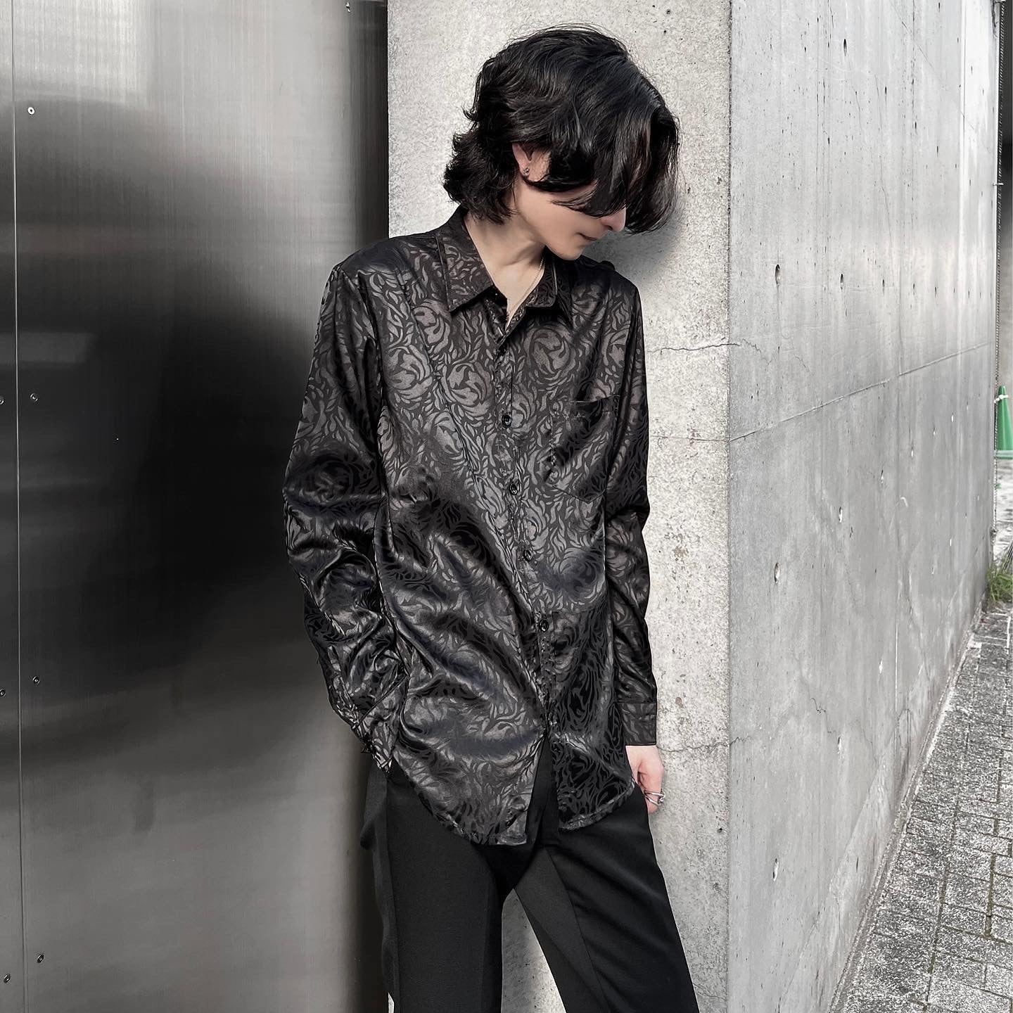 RG FLOWER SHIRT 新品未使用品 5（XL）黒 チバユウスケ氏着 Men's Birch x Black Short-Sleeve Tonal Floral Woven Camp Shirt
