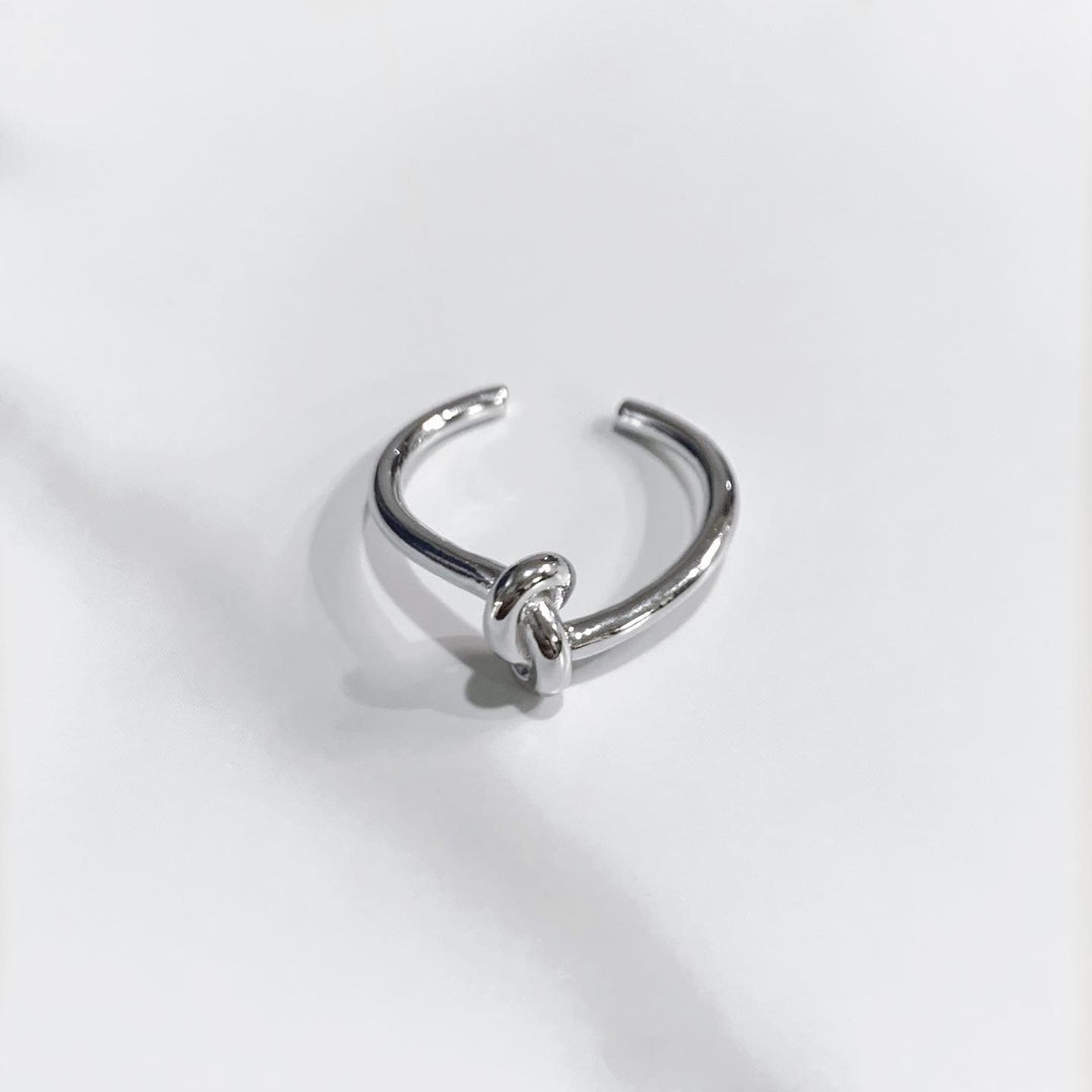 “ONE KNOT” Silver 925 Ring